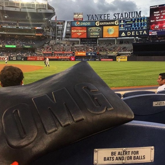 LF “OMG” Black Leather Clutch Wristlet - Picture 2 of 5